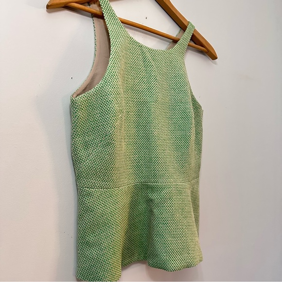 Banana Republic Tops - Banana Republic Tweed Linen Blend Sleeveless Peplum V Back Green Top Size 2